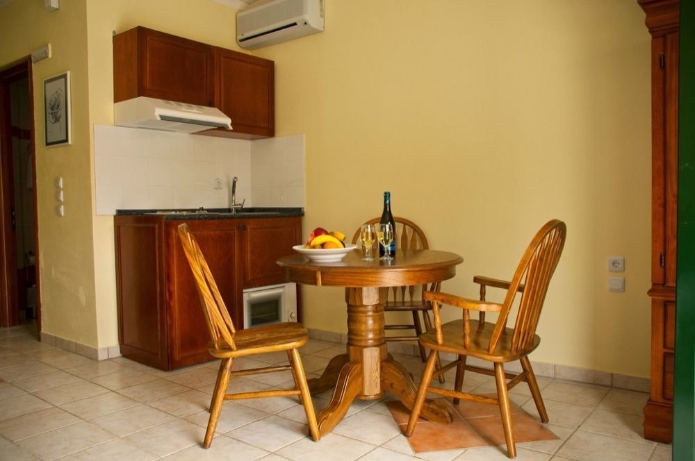 Messina Resort Hotel Kyparissia Zewnętrze zdjęcie