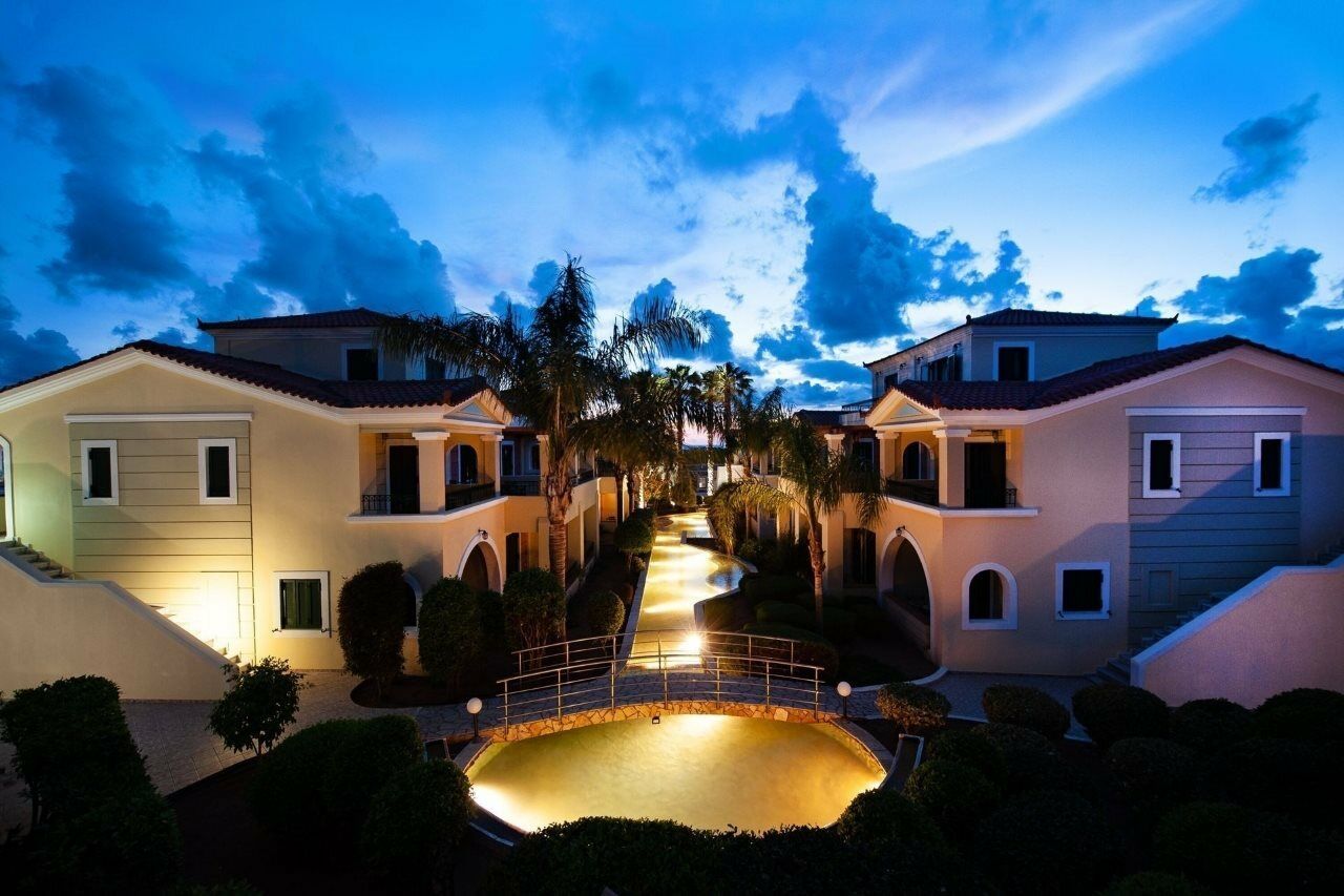 Messina Resort Hotel Kyparissia Zewnętrze zdjęcie